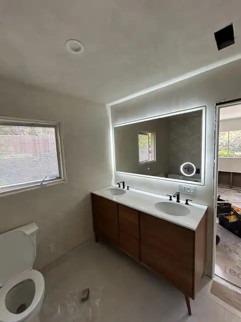 Master bathroom, level-5 finish, primer and Venetian plaster application 2026 project photo